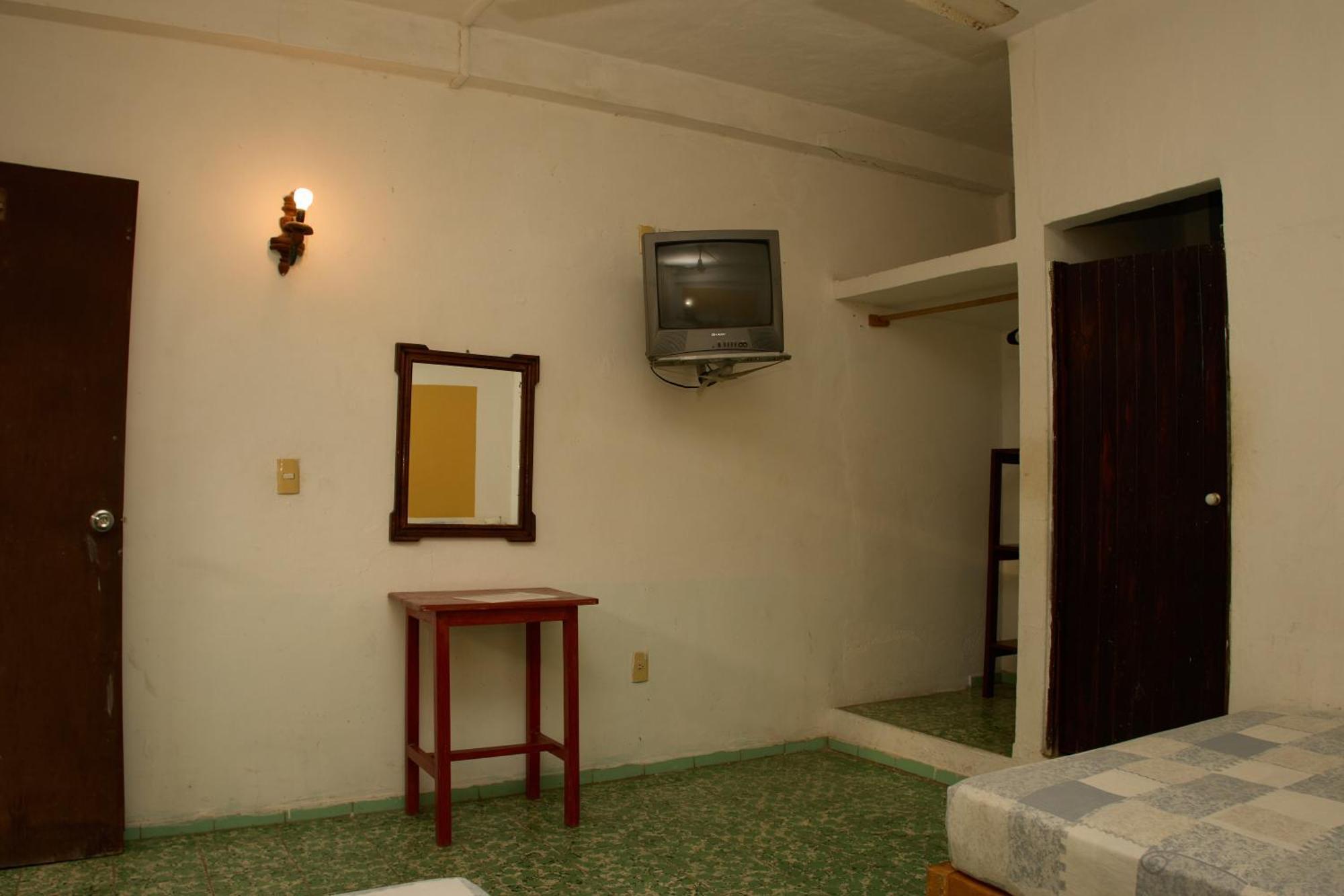 בארה דה נבידאד Hotel San Lorenzo מראה חיצוני תמונה