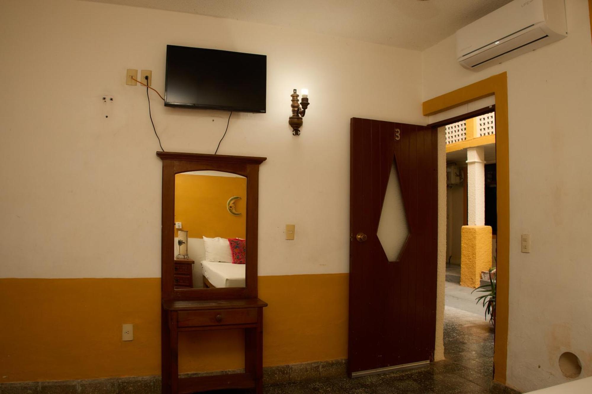 בארה דה נבידאד Hotel San Lorenzo מראה חיצוני תמונה