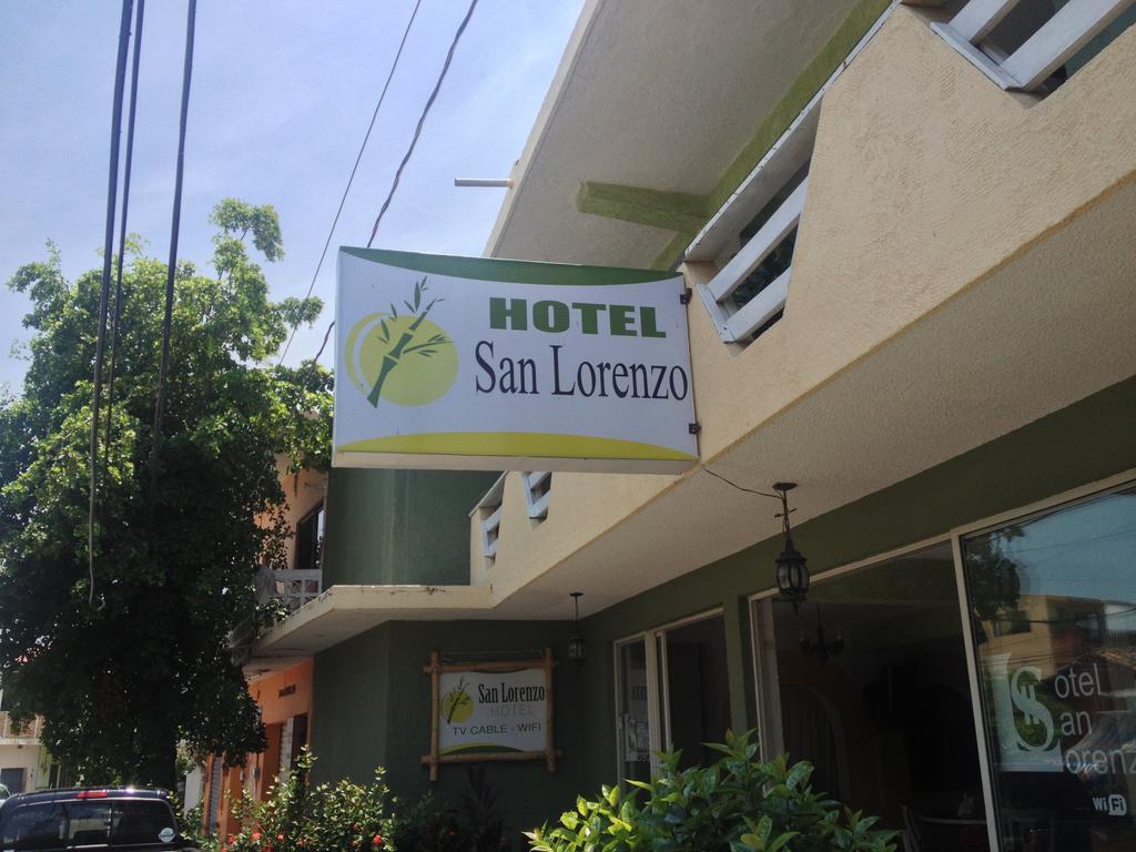 בארה דה נבידאד Hotel San Lorenzo מראה חיצוני תמונה