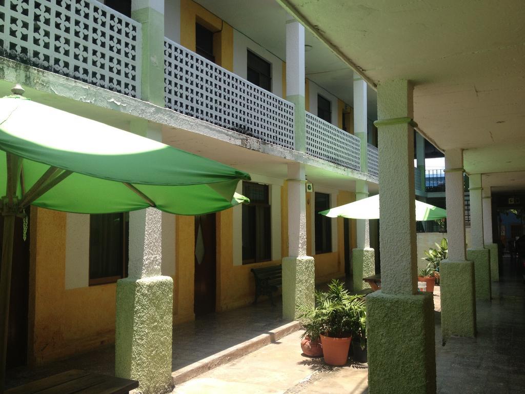 בארה דה נבידאד Hotel San Lorenzo מראה חיצוני תמונה