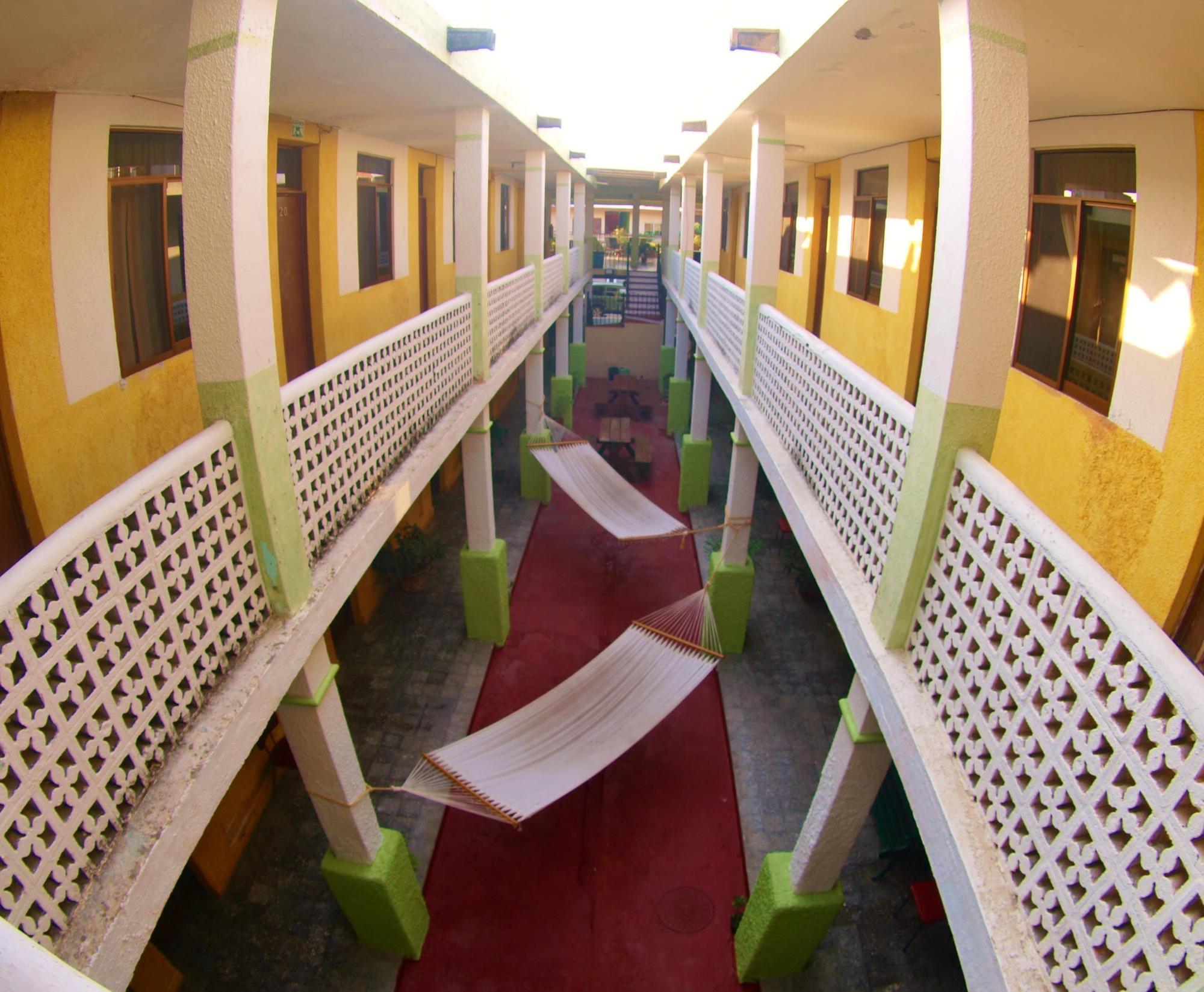 בארה דה נבידאד Hotel San Lorenzo מראה חיצוני תמונה