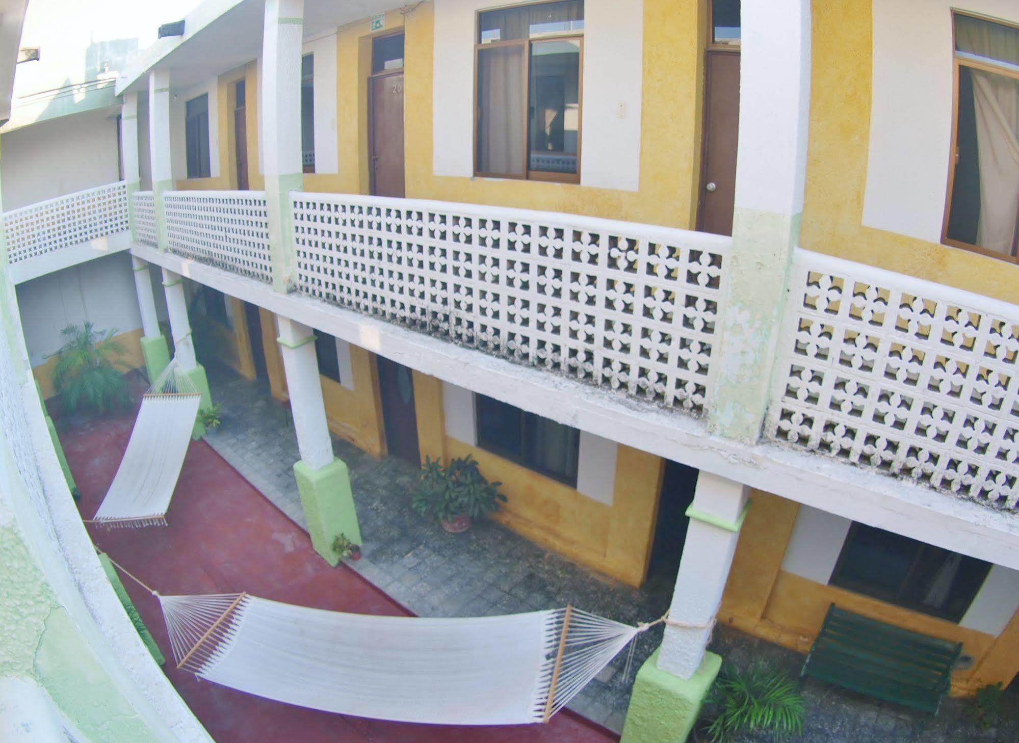 בארה דה נבידאד Hotel San Lorenzo מראה חיצוני תמונה